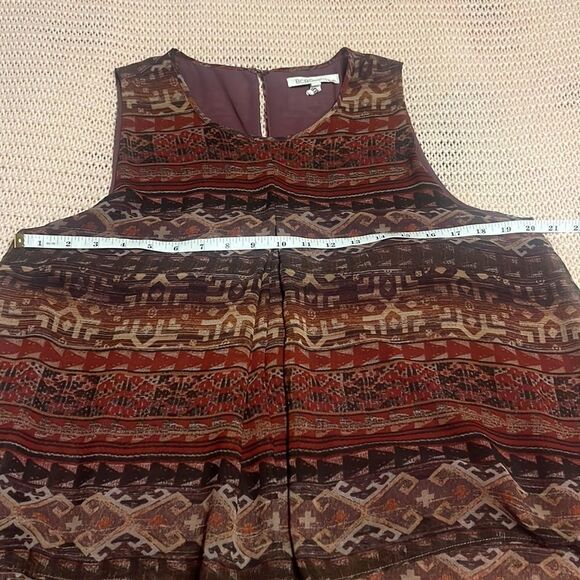 Bcbg Generation. Large. Tank style shirt - Picture 3 of 6